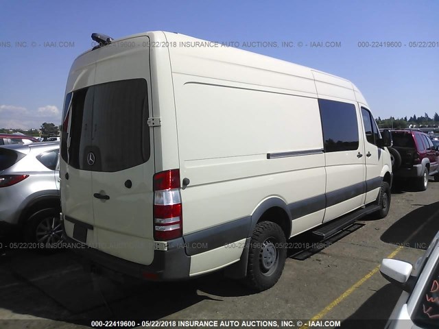 WD4FE8CD5GP311097 - 2016 MERCEDES-BENZ SPRINTER 2500 TAN photo 4