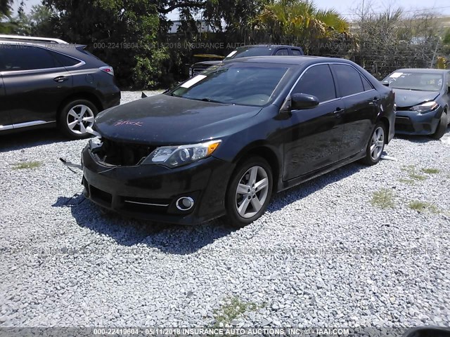 4T1BF1FKXEU804257 - 2014 TOYOTA CAMRY L/SE/LE/XLE Qara foto 2