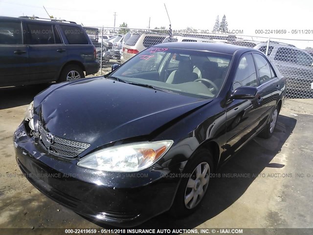 4T1BE32K04U328801 - 2004 TOYOTA CAMRY LE/XLE/SE შავი ფოტო 2