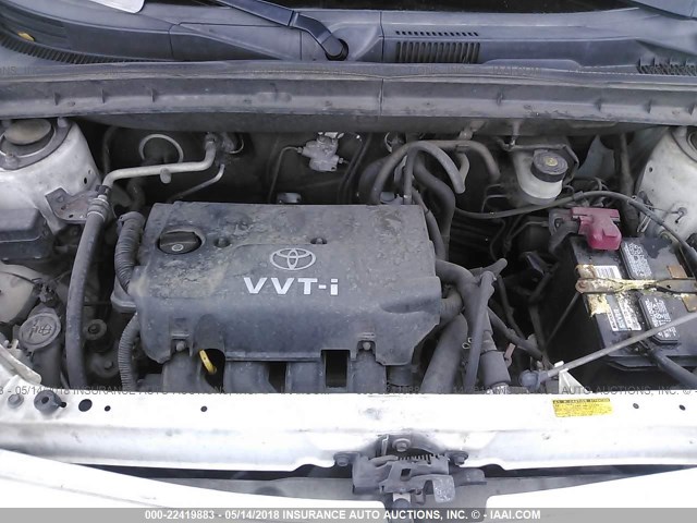 JTLKT324164091948 - 2006 TOYOTA SCION XB WHITE photo 10