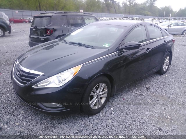 5NPEB4AC7DH590965 - 2013 HYUNDAI SONATA GLS BLACK photo 2