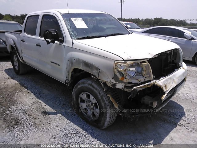 3TMLU42NX9M020901 - 2009 TOYOTA TACOMA DOUBLE CAB WHITE photo 6