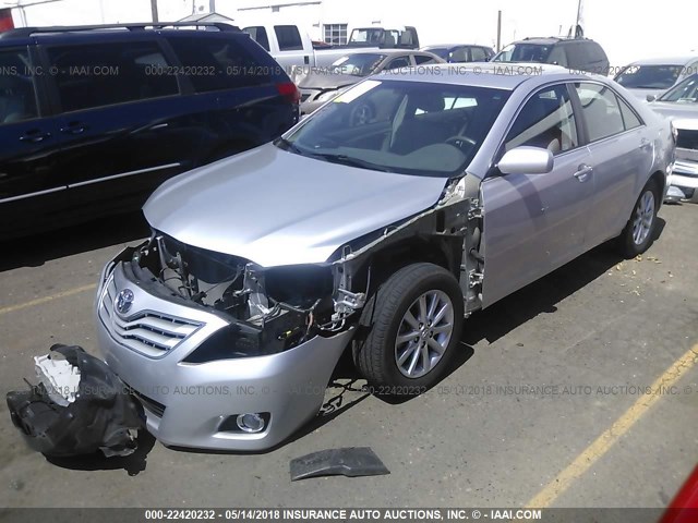 4T4BF3EK7BR188659 - 2011 TOYOTA CAMRY SE/LE/XLE 银色 照片 2