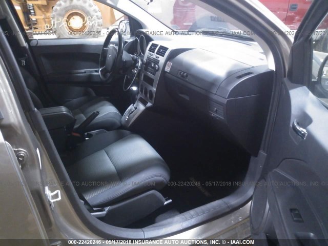 1B3HB48B28D609767 - 2008 DODGE CALIBER SXT GOLD photo 5