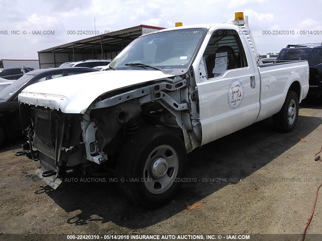 1FTWF30509EA51570 - 2009 FORD F350 SUPER DUTY WHITE photo 2