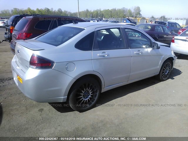 1FAHP3GN8AW252259 - 2010 FORD FOCUS SES SILVER photo 4