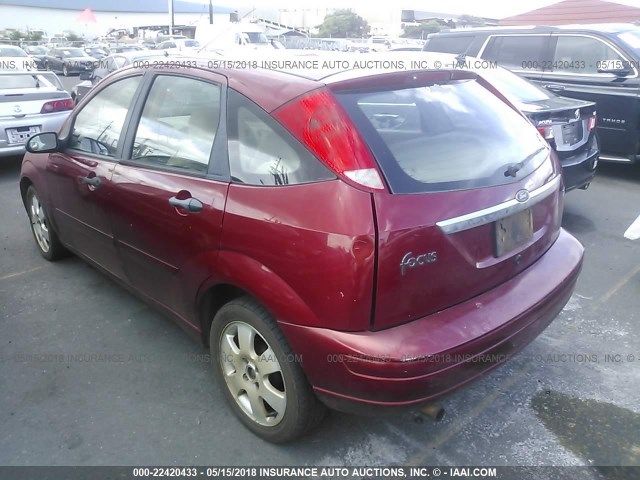 3FAFP37392R143402 - 2002 FORD FOCUS ZX5 RED photo 3