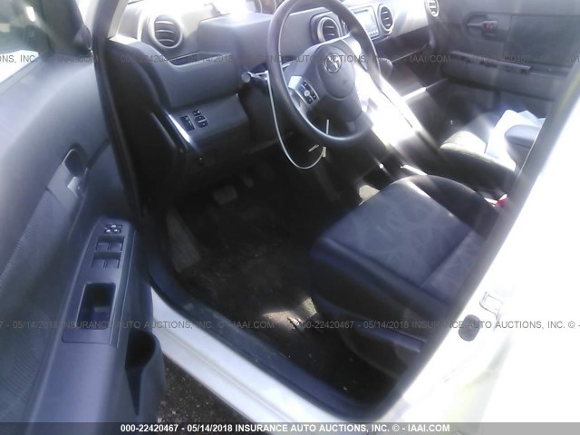 JTLZE4FE6CJ000543 - 2012 TOYOTA SCION XB თეთრი ფოტო 5