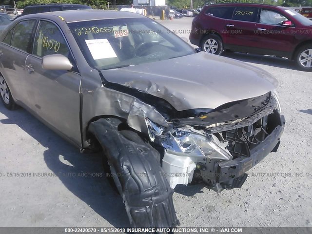 4T1BK46K48U069969 - 2008 TOYOTA CAMRY LE/XLE/SE ოქროსფერი ფოტო 6