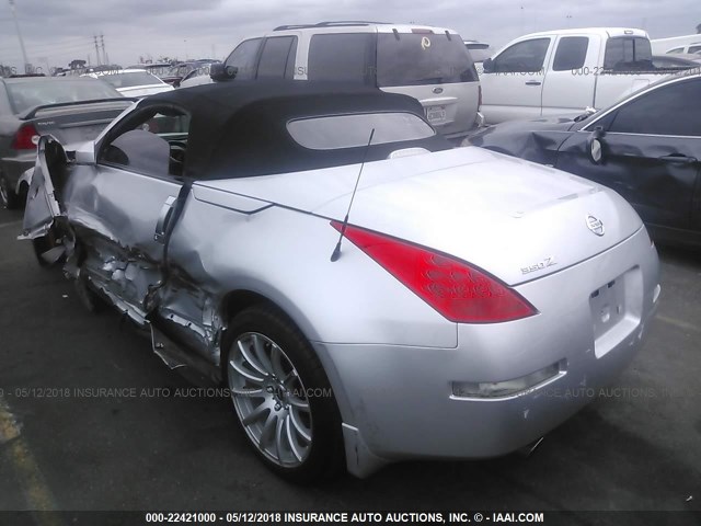 JN1AZ36DX6M400366 - 2006 NISSAN 350Z ROADSTER SILVER photo 3