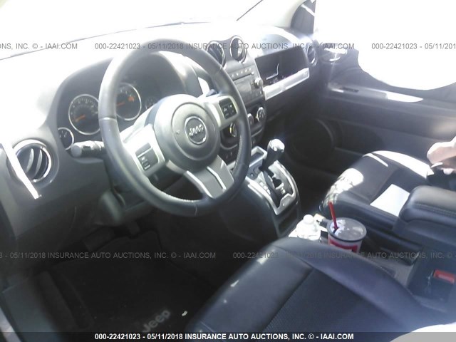 1C4NJCEA1GD735322 - 2016 JEEP COMPASS LATITUDE ვერცხლისფერი ფოტო 5