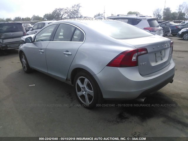 YV1612FH9D1229853 - 2013 VOLVO S60 T5 SILVER photo 3
