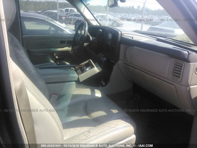 1GYEC63T04R248993 - 2004 CADILLAC ESCALADE LUXURY Qara foto 5