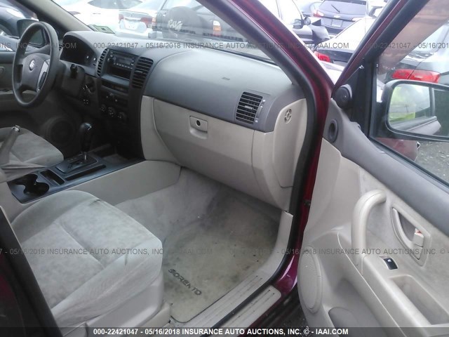 KNDJC733365604857 - 2006 KIA SORENTO EX/LX MAROON photo 5