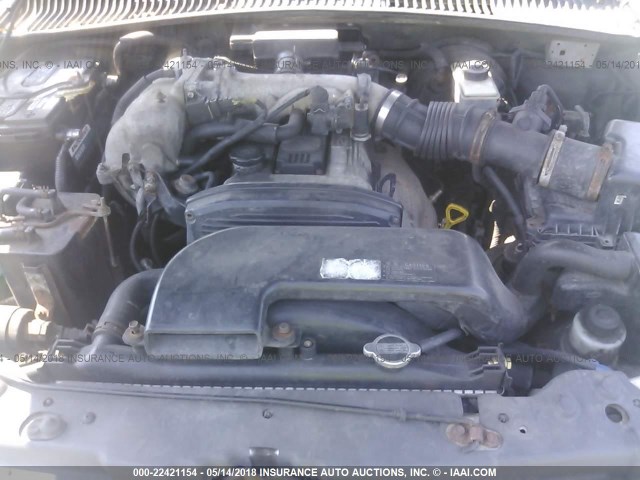 KNDJB623225137178 - 2002 KIA SPORTAGE GRAY photo 10