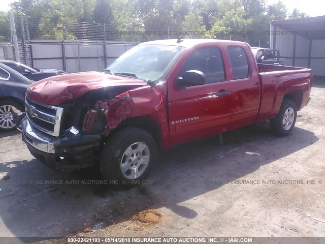 2GCEC29J291111767 - 2009 CHEVROLET SILVERADO C1500 LT RED photo 2