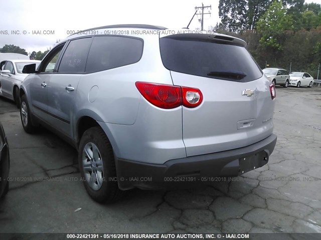 1GNKRFED5CJ382240 - 2012 CHEVROLET TRAVERSE LS SILVER photo 3