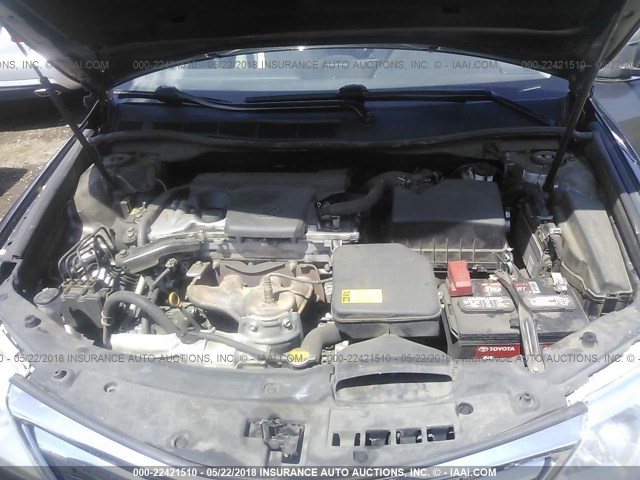 4T1BF1FK2EU849628 - 2014 TOYOTA CAMRY L/SE/LE/XLE ნაცრისფერი ფოტო 10