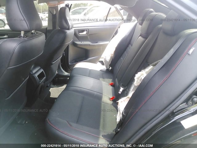4T1BF1FK8GU164214 - 2016 TOYOTA CAMRY LE/XLE/SE/XSE შავი ფოტო 8