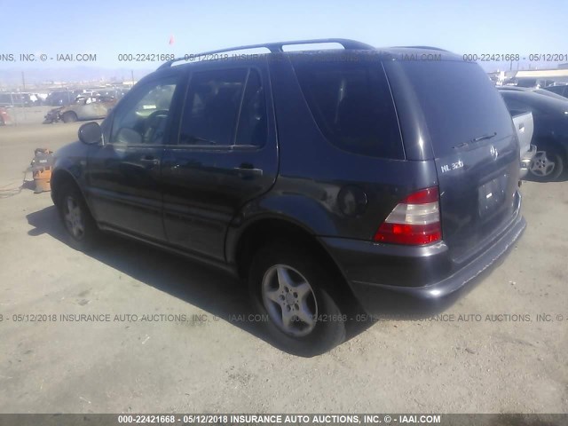 4JGAB54E7YA178362 - 2000 MERCEDES-BENZ ML 320 Navy photo 3