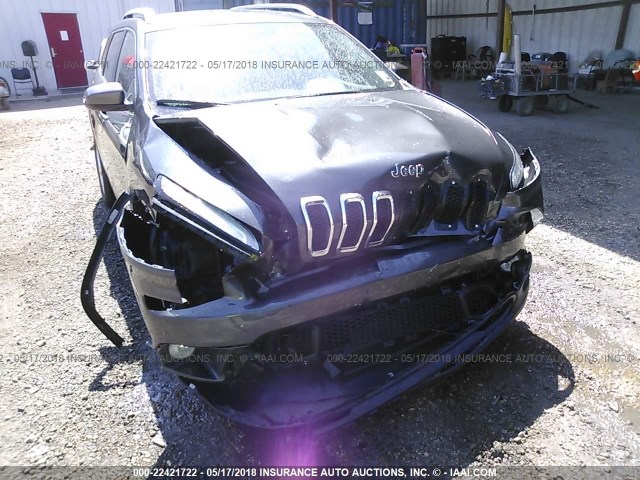 1C4PJLCB9HW572218 - 2017 JEEP CHEROKEE LATITUDE Boz foto 6