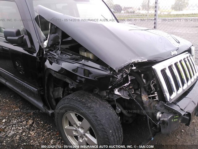 1J8HG48K56C131419 - 2006 JEEP COMMANDER BLACK photo 6