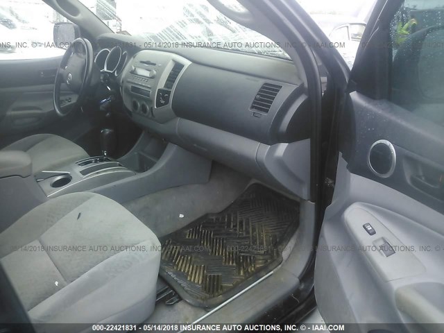 5TEUU42N35Z122509 - 2005 TOYOTA TACOMA ACCESS CAB Schwarz Foto 5