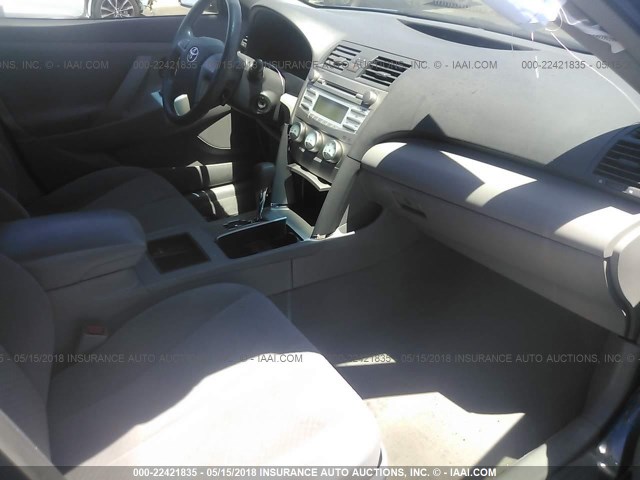 4T1BE46K97U656867 - 2007 TOYOTA CAMRY NEW GENERAT CE/LE/XLE/SE GRAY photo 5