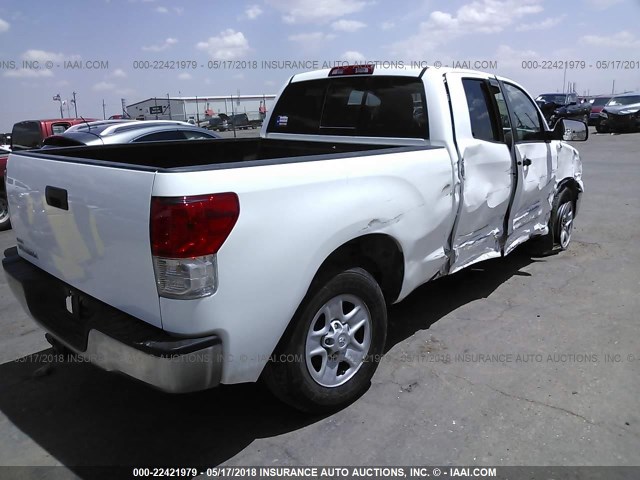 5TFRY5F18CX122923 - 2012 TOYOTA TUNDRA DOUBLE CAB SR5 WHITE photo 4
