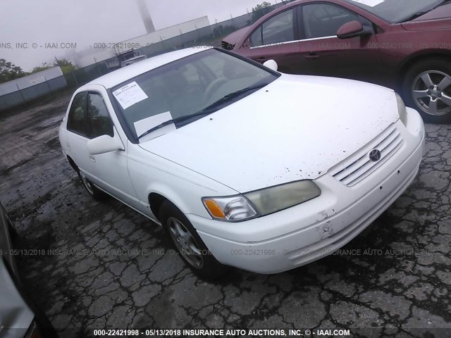 4T1BG22K9WU382489 - 1998 TOYOTA CAMRY CE/LE/XLE 白色 照片 1