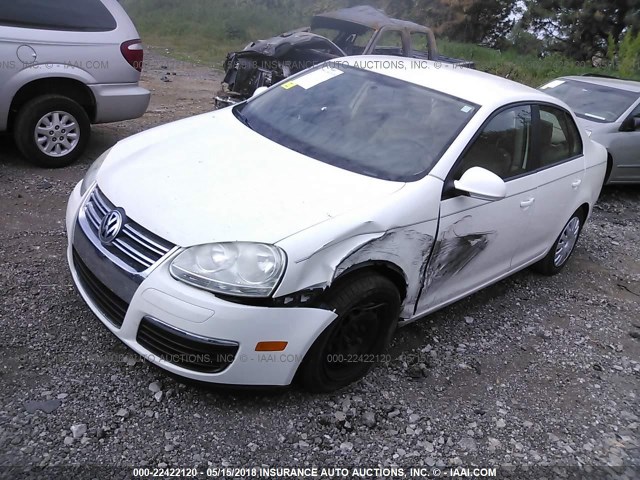 3VWJM71K38M168867 - 2008 VOLKSWAGEN JETTA S WHITE photo 2