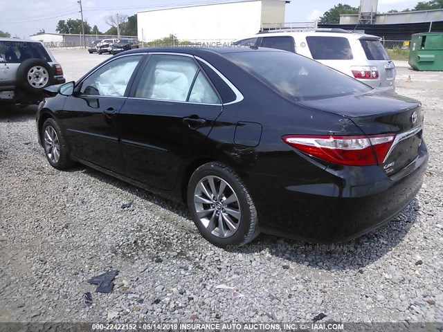 4T4BF1FK5GR581246 - 2016 TOYOTA CAMRY LE/XLE/SE/XSE BLACK photo 3