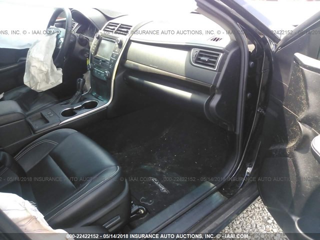 4T4BF1FK5GR581246 - 2016 TOYOTA CAMRY LE/XLE/SE/XSE BLACK photo 5