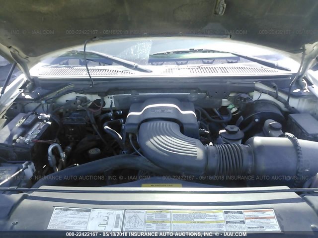 1FMRU156XYLC48194 - 2000 FORD EXPEDITION XLT თეთრი ფოტო 10