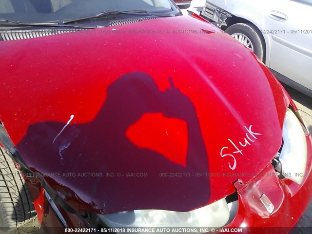 1G8ZY12722Z299922 - 2002 SATURN SC2 RED photo 10