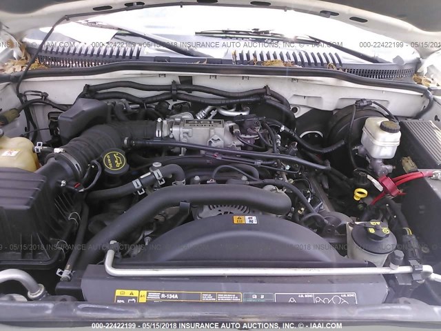1FMZU73W05UB54546 - 2005 FORD EXPLORER XLT/XLT SPORT/NBX WHITE photo 10