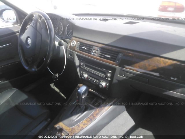 WBAVC53558FZ83958 - 2008 BMW 328 I SULEV BLACK photo 5