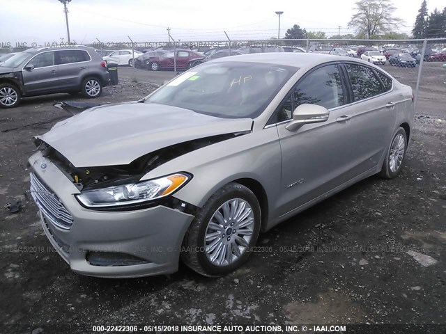 3FA6P0LU5FR238977 - 2015 FORD FUSION SE HYBRID TAN photo 2