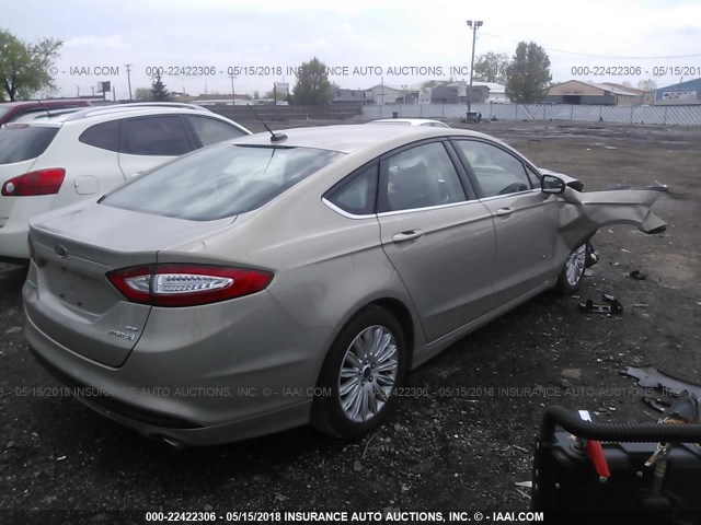 3FA6P0LU5FR238977 - 2015 FORD FUSION SE HYBRID TAN photo 4