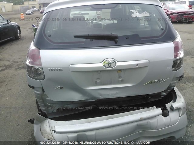 2T1KR32E38C697514 - 2008 TOYOTA COROLLA MATRIX XR SILVER photo 6