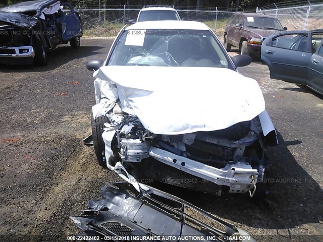 1G2NE52F14C209925 - 2004 PONTIAC GRAND AM SE WHITE photo 6