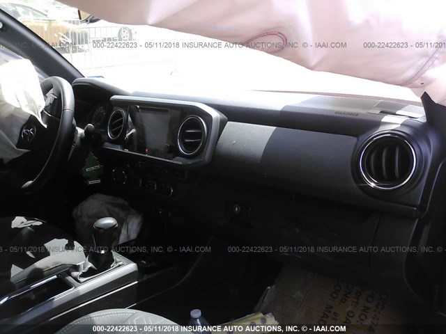 5TFDZ5BN2HX019505 - 2017 TOYOTA TACOMA DBL CAB/SR5/TRD SPORT/OR ORANGE photo 5