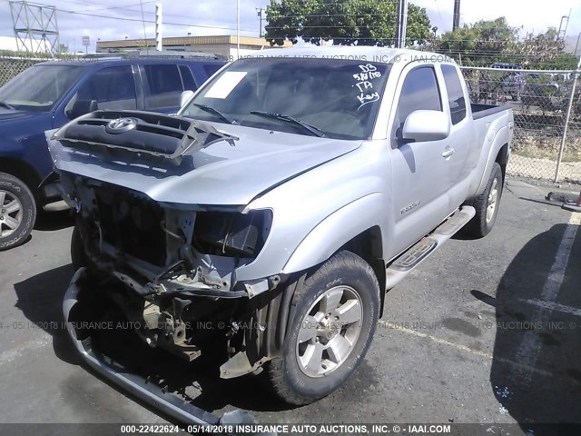 5TETU62N16Z266245 - 2006 TOYOTA TACOMA PRERUNNER ACCESS CAB SILVER photo 2