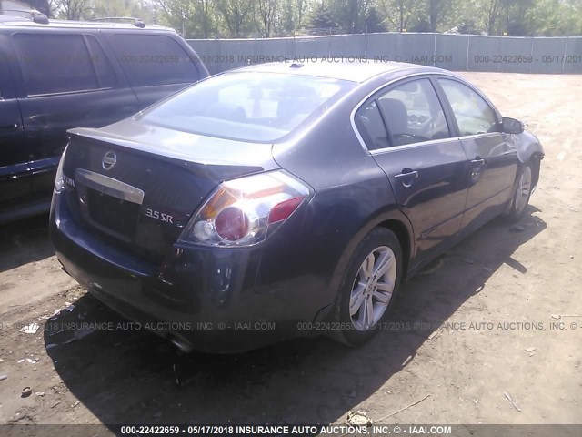 1N4BL2AP0AN493325 - 2010 NISSAN ALTIMA SR GRAY photo 4