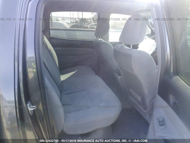 3TMMU4FNXBM033152 - 2011 TOYOTA TACOMA DOUBLE CAB LONG BED GRAY photo 8