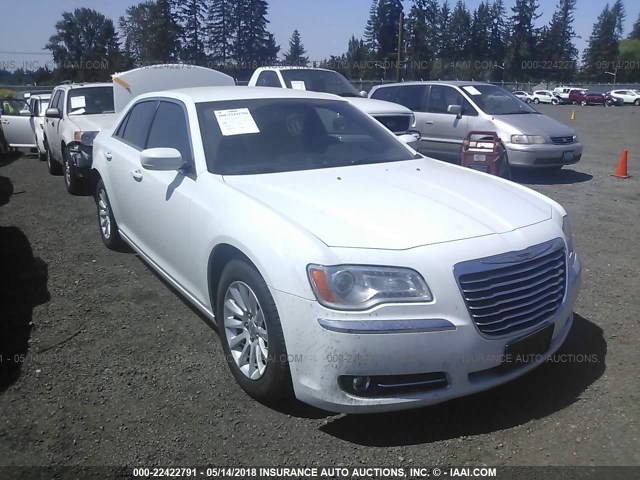 2C3CCAAG3EH347125 - 2014 CHRYSLER 300 WHITE photo 1