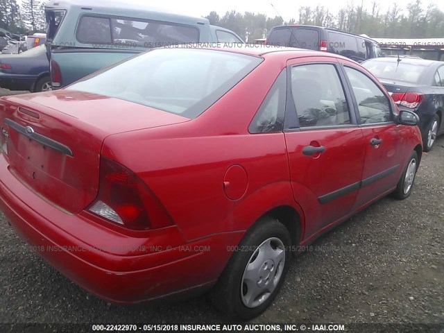 1FAFP33P82W238488 - 2002 FORD FOCUS LX RED photo 4