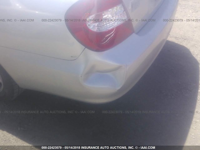 JTDBE30K930195338 - 2003 TOYOTA CAMRY LE/XLE SILVER photo 6