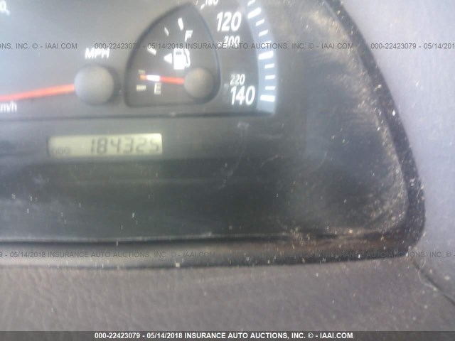 JTDBE30K930195338 - 2003 TOYOTA CAMRY LE/XLE SILVER photo 7