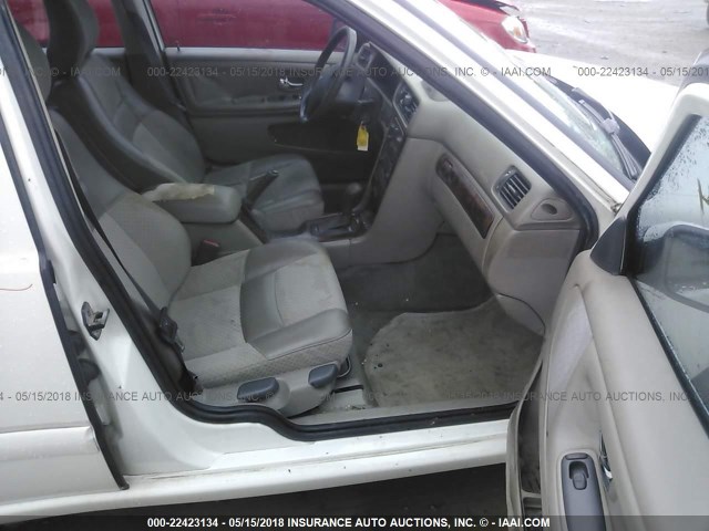 YV1LS61J1Y2646322 - 2000 VOLVO S70 SE WHITE photo 5